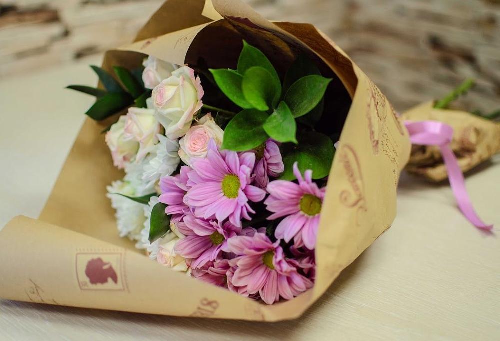 Букет цветов из: Розы и Хризантемы в Массандре