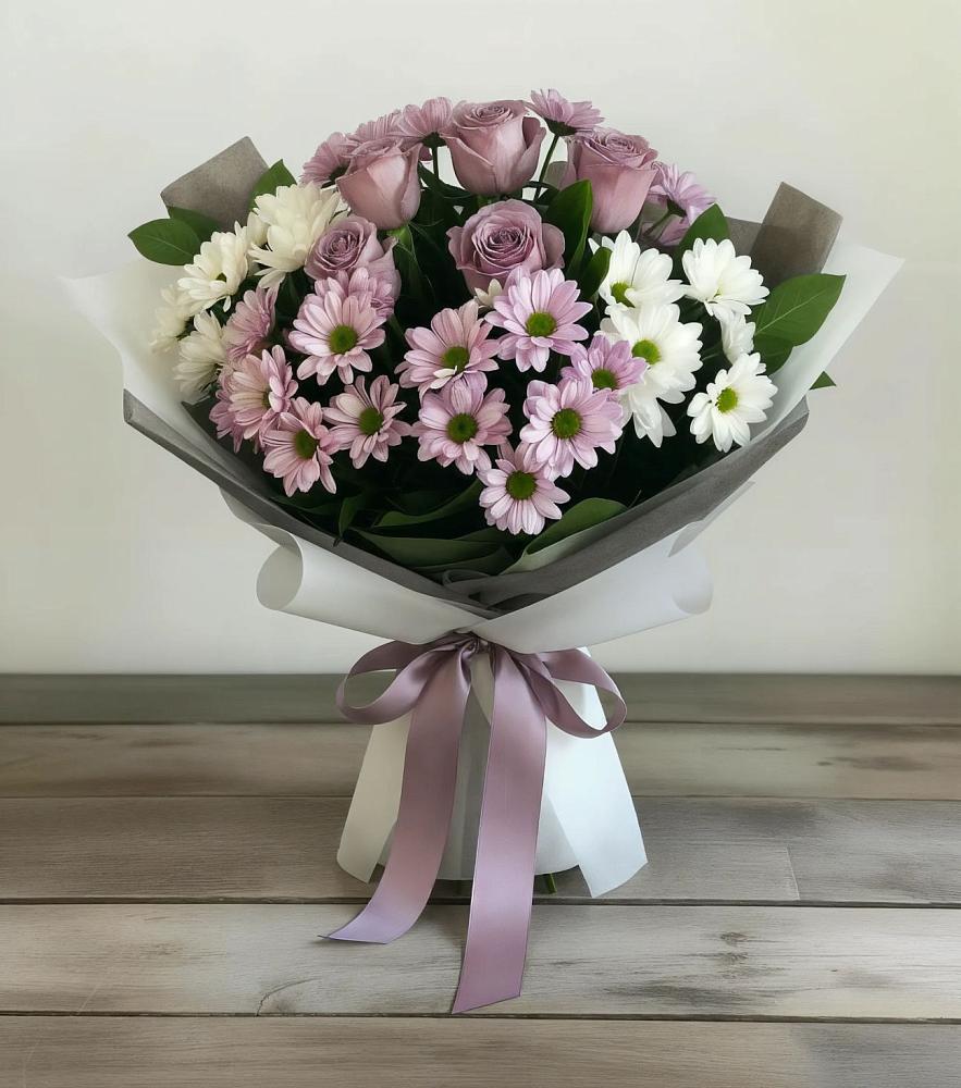 Букет цветов из: Хризантемы и Розы в Массандре