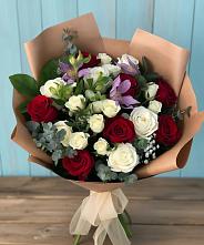 Букет цветов из:  Розы и Альстромерии в Массандре
