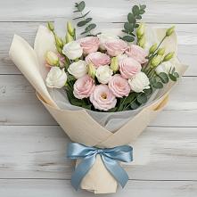 Букет цветов из:  Лизиантусы в Массандре