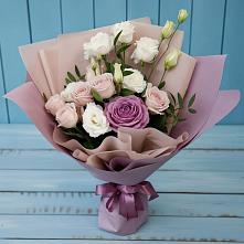 Букет цветов из:  Розы и Лизиантусы #REPLACE_PRED# Массандре