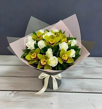 Букет цветов из:  Орхидеи и Розы в Массандре