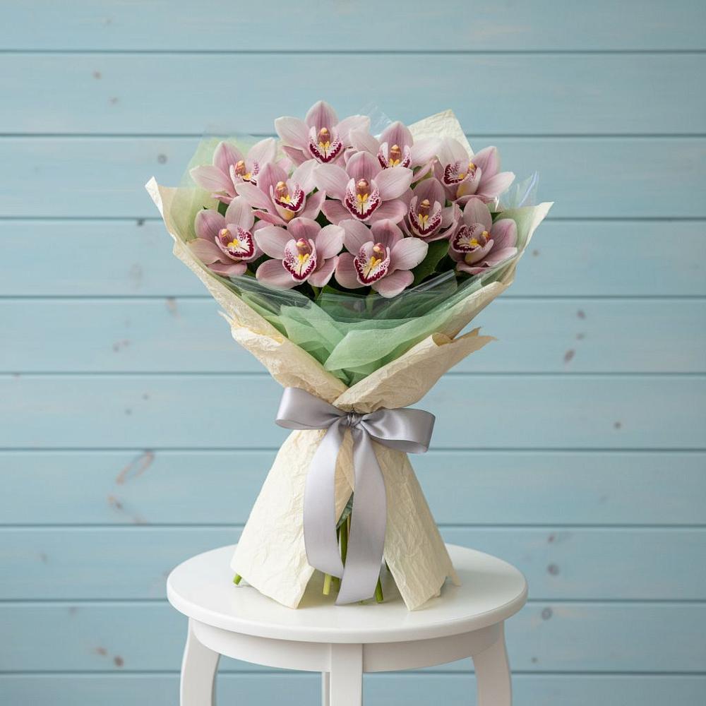 Букет цветов из: Орхидеи и Розы в Массандре