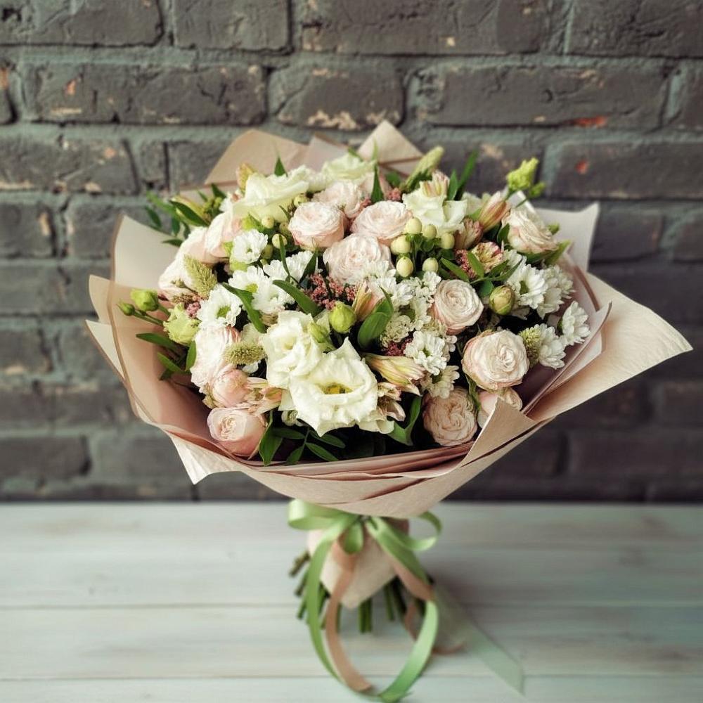 Букет цветов из: Альстромерии, Розы и Хризантемы в Массандре