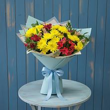 Букет цветов из:  Альстромерии и Хризантемы в Массандре